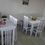 2 Floor House Perfect For Large Groups Ferienhaus Velipojë