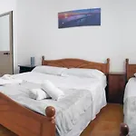 2 Floor House Perfect For Large Groups Vakantiehuis *