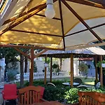 2 Floor House Perfect For Large Groups Velipojë