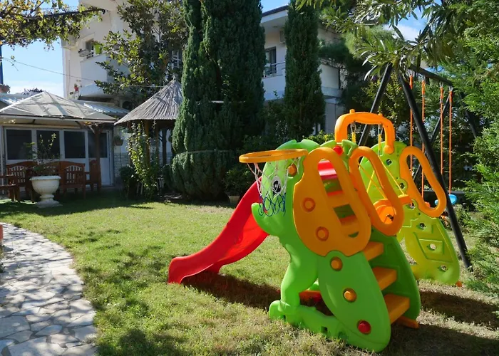 2 Floor House Perfect For Large Groups * Velipoje